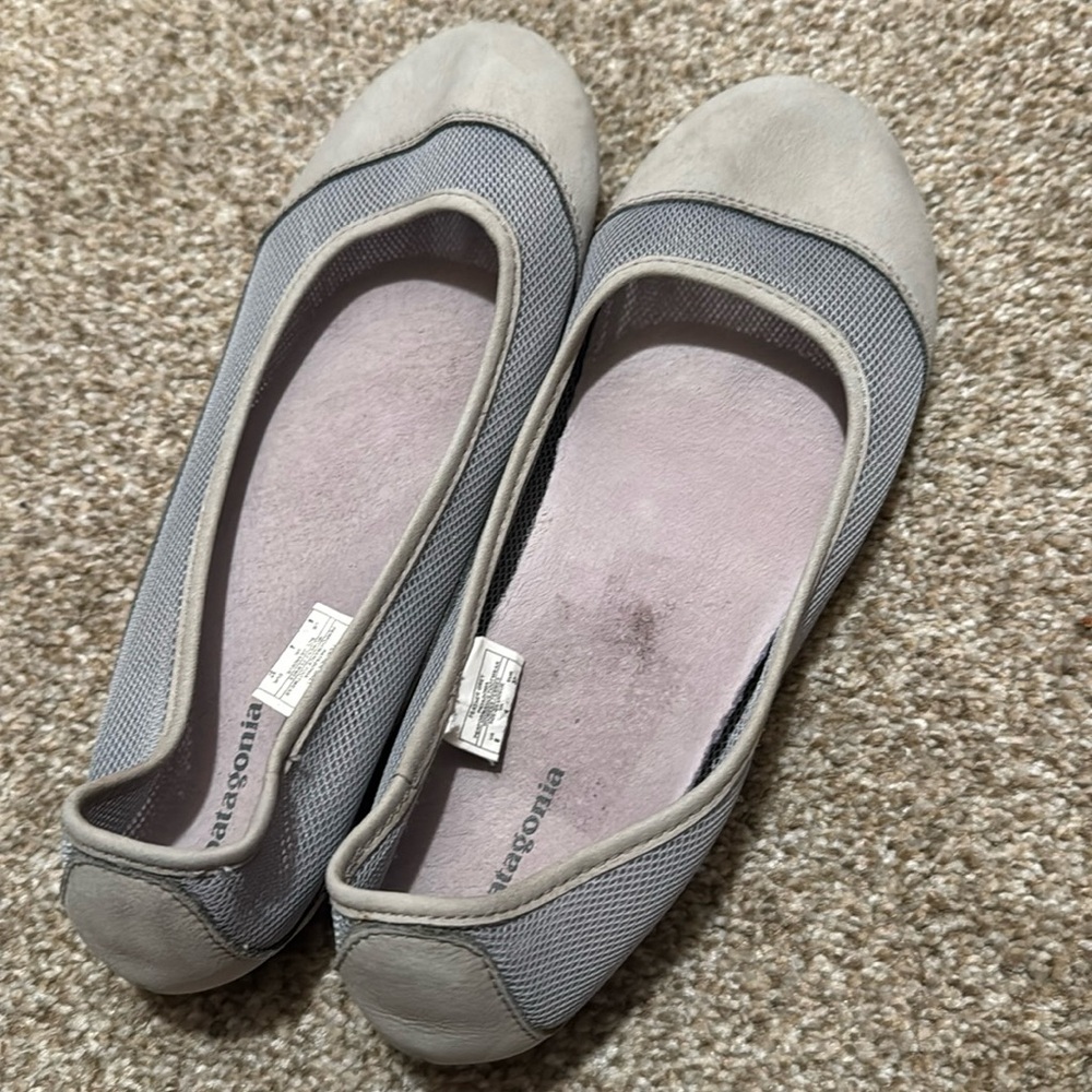 Patagonia Performance Footwear Feather Grey Flats 6